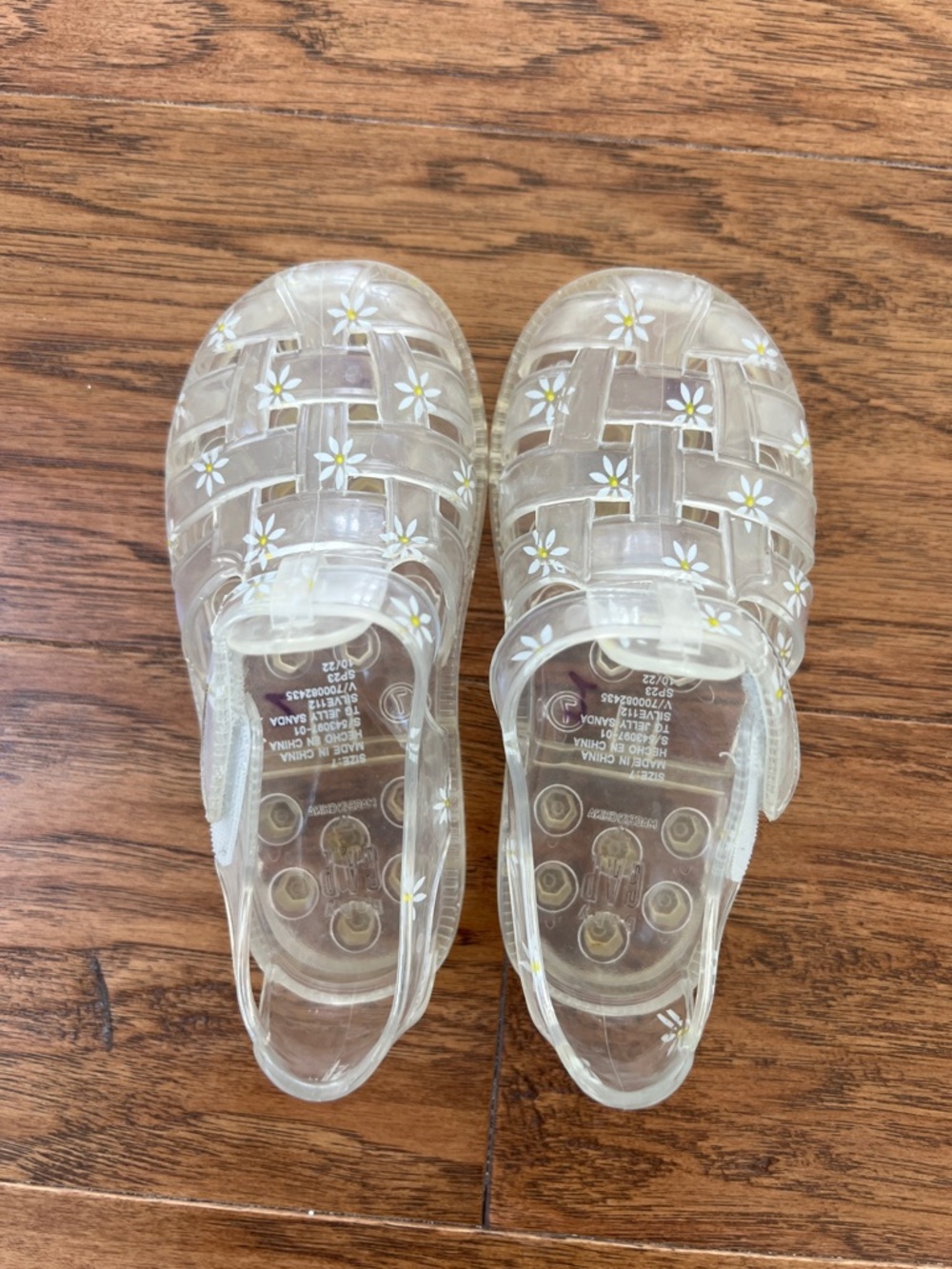 GAP Daisy Fisherman Sandal, toddler size 7